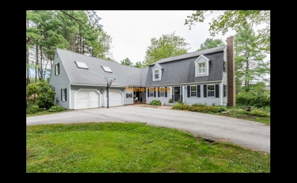 21 Buttonwood Ln, Portland, Maine Contact Jess Scott: 207-899-3845