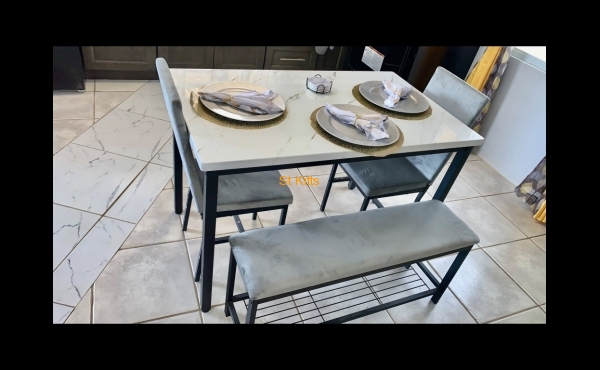 Table & chairs