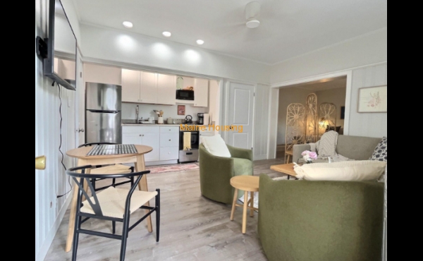 Studio Apartment: 38 State St. Apt. 14 Portland, ME 